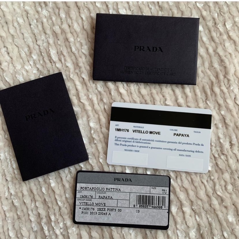 Prada Wallet - Picture 2 of 5